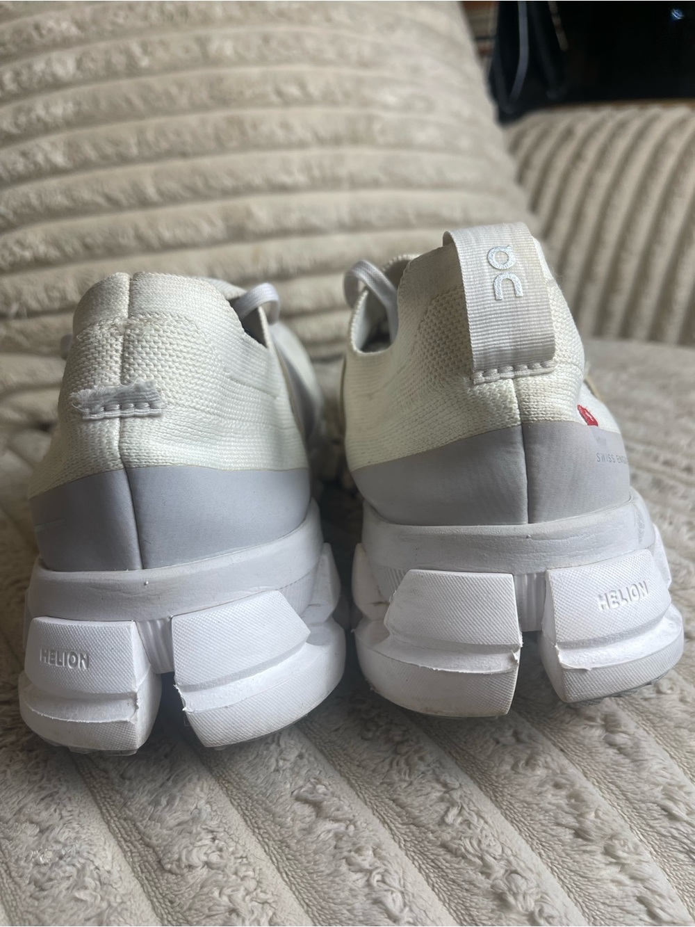 Cloudswift 3 AD Women's White Running Shoes Size 8.5 - Picture 3 of 12